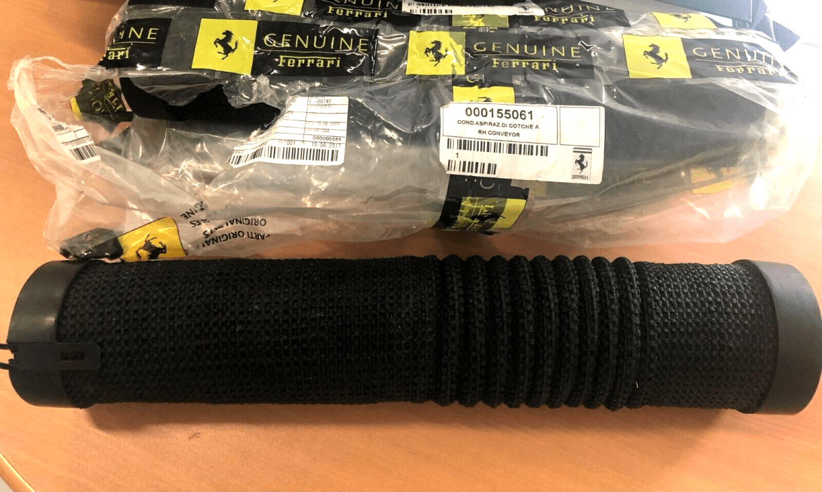 F355 – TUYAU D&rsquo;ASPIRATION DROIT –&nbsp;155061